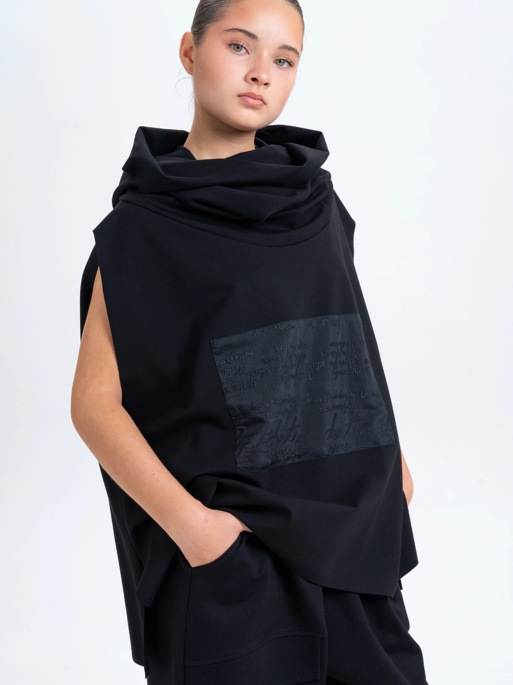 KLIKstar Жилет "Мушкетёр" арт.220109.0 черный р. One size(40-60)